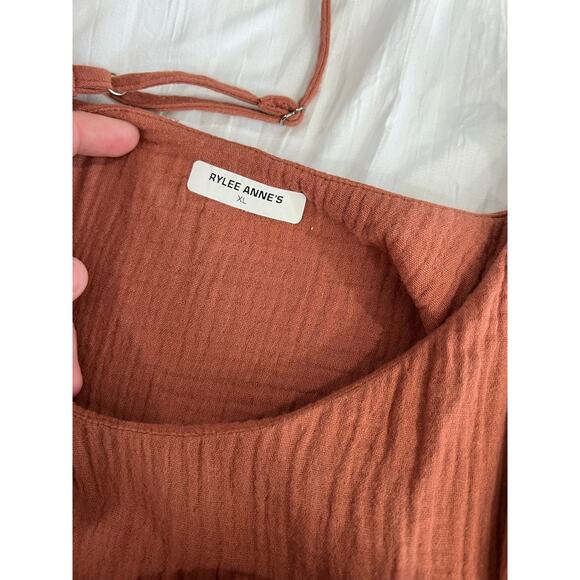 2 Piece Set Burnt Orange Tank Top and High Waisted Shorts - Picture 3 of 10